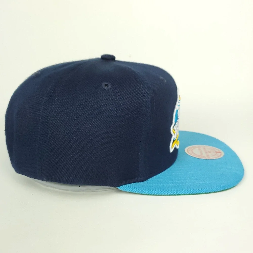 Super Bowl XXXVII Mitchell & Ness NFL Snapback Hat Cap 3D‎ Logo Navy Cyan NWT